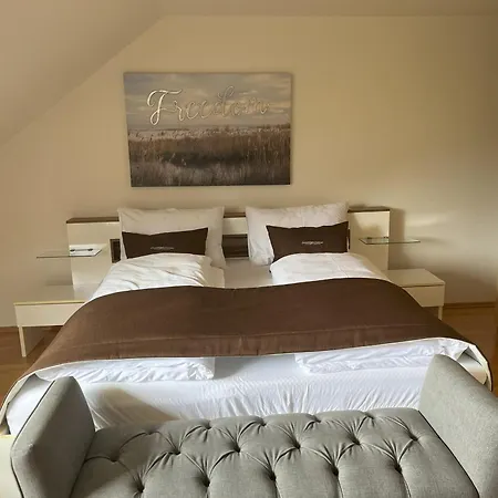 Eisenstattgut בית הארחה